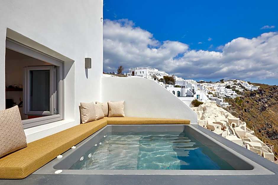 Allure Breeze Suites