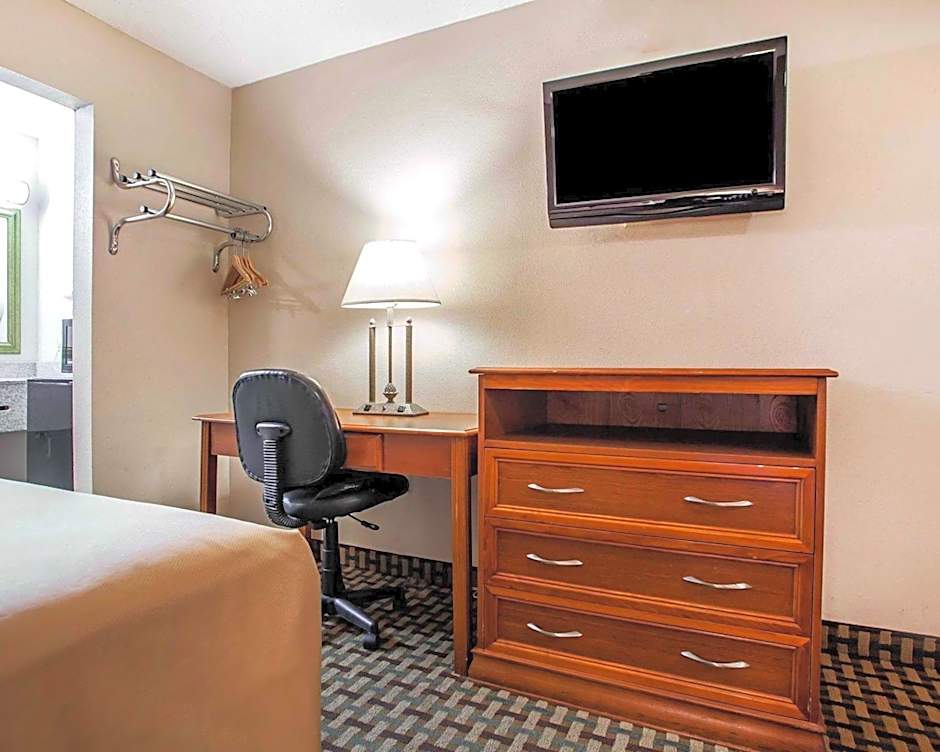 Econo Lodge Mount Laurel - Philadelphia East