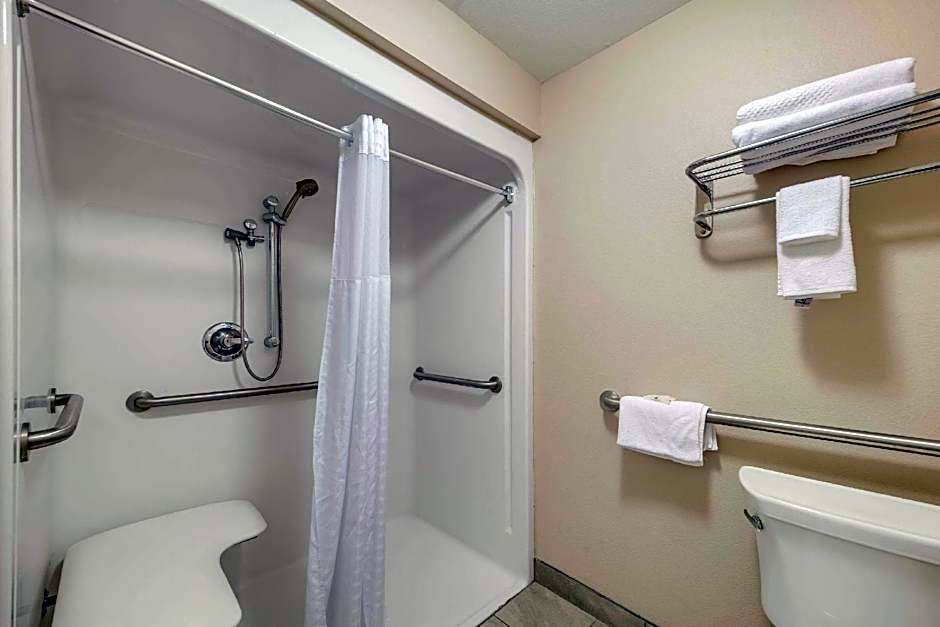 Quality Inn & Suites