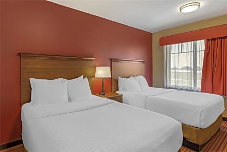 Queen Room with Two Queen Beds - Shower Only