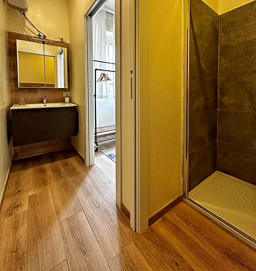 Extravaganza Room and Suite Apartment City Center
