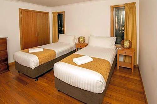 Lake St Clair Lodge