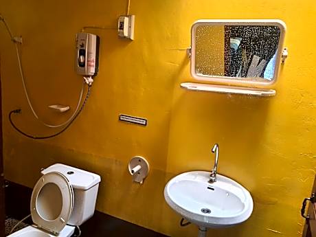 Twin Room with Pool View