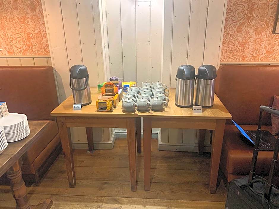 Abbey Fields By Chef & Brewer Collection