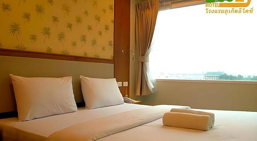 Phuket Ecozy Hotel