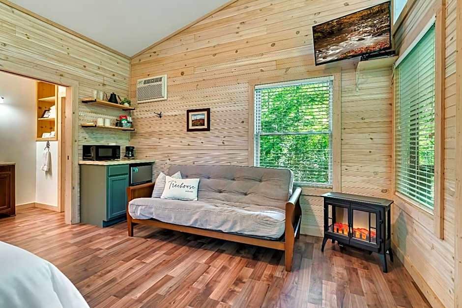 Rivers Edge Treehouses