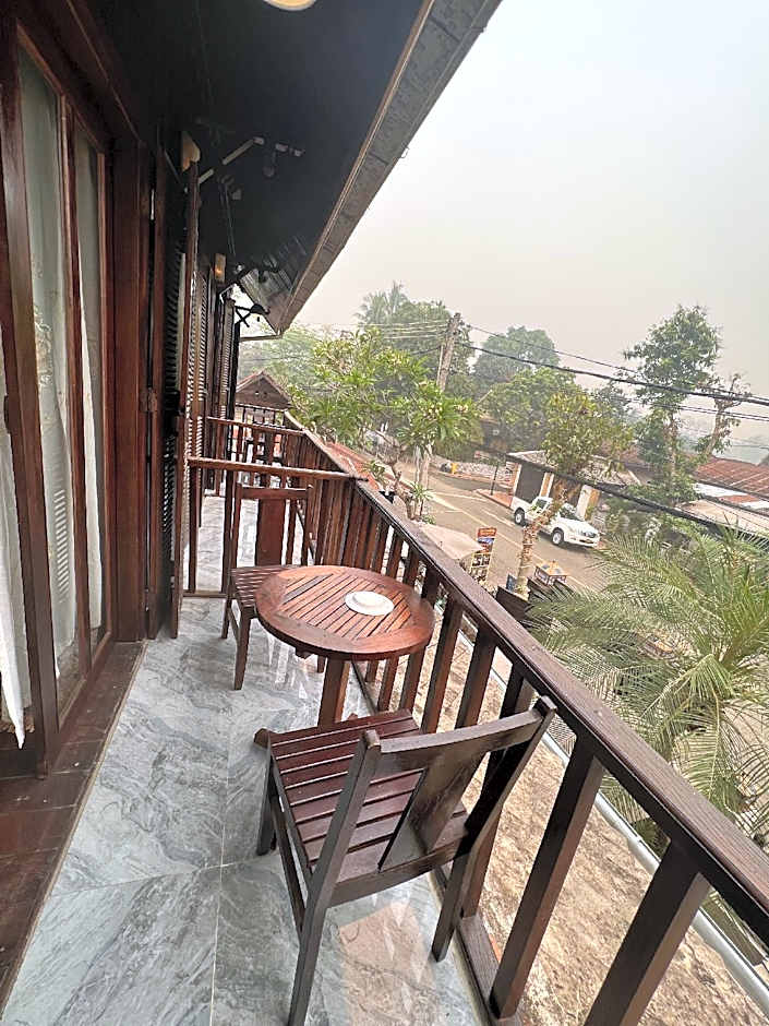 Chaluenxay Boutique hotel