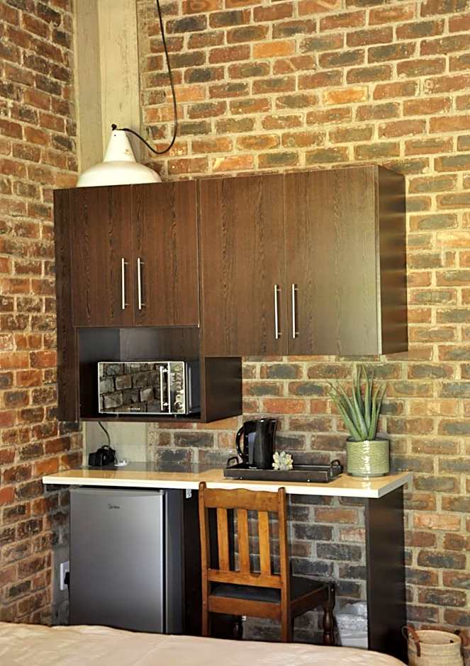 Grincourt B&B- with No Load shedding