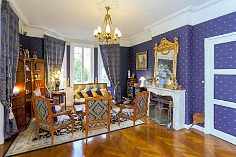 Queen Room - Disability Access