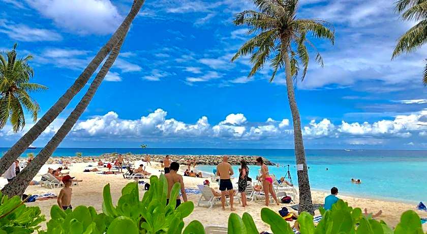 Kaani Grand Seaview at Maafushi