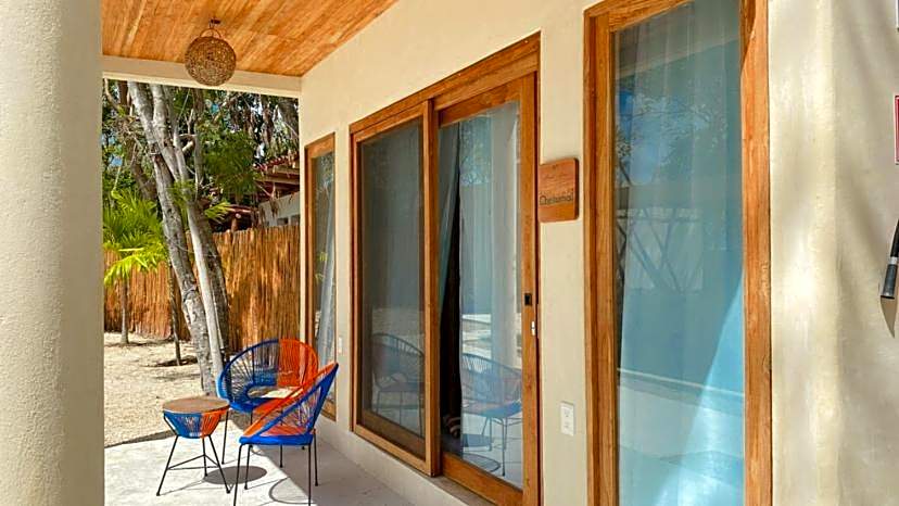 Hotel & Eco Cabañas Azul María Bacalar- Gratis Club de playa