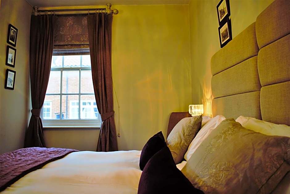 White Horse & Griffin