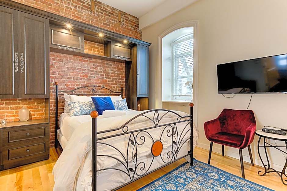 Le 555 Hébergements touristiques