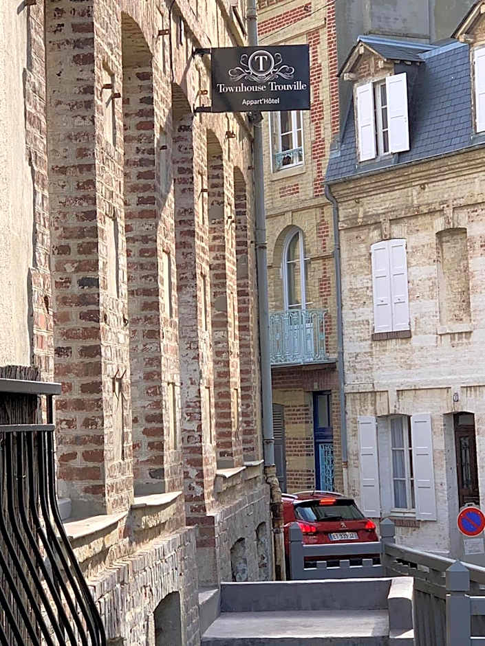TOWNHOUSE TROUVILLE - Appart'Hotel & Studios