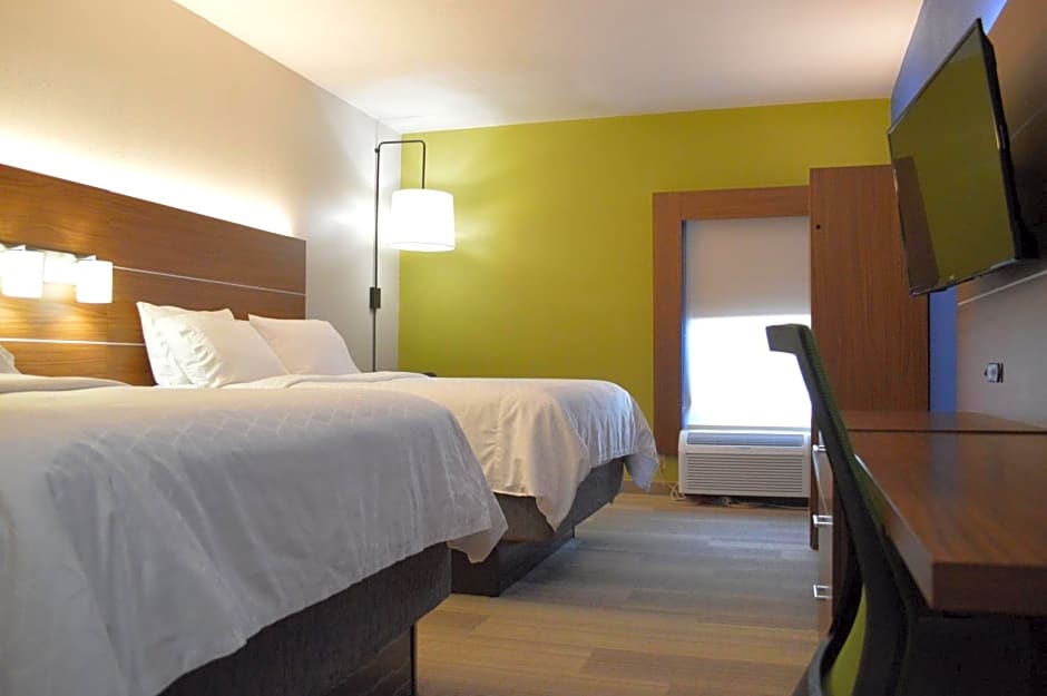 Holiday Inn Express & Suites Batesville, an IHG Hotel
