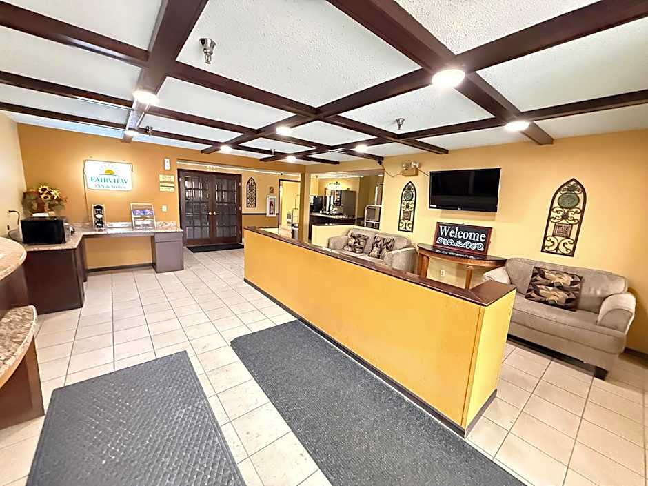 Fairview Inn & Suites Whitewater