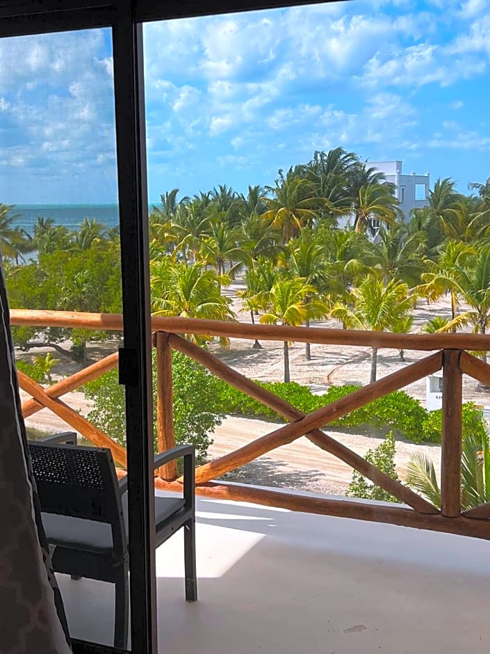 Atenea Holbox