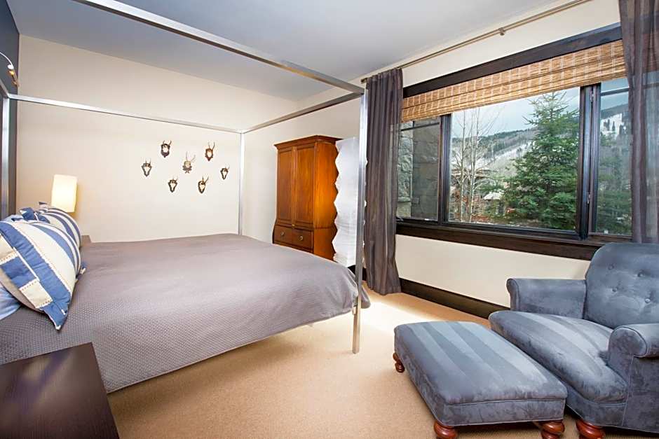 Photo 1 of 8 of Deluxe 3 Bedroom Apartment