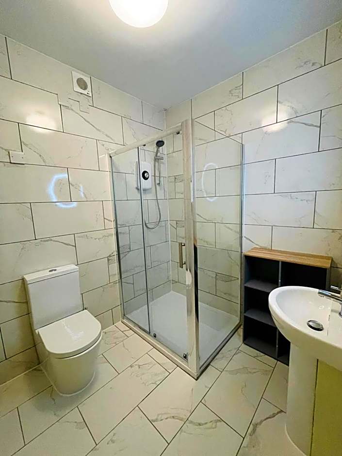 Eurobar Cafe and Hotel