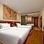 James Joyce Coffetel Shijiazhuang the Mixc Jinyuan Tower Airport Bus
