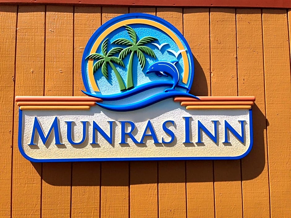 Munras Inn