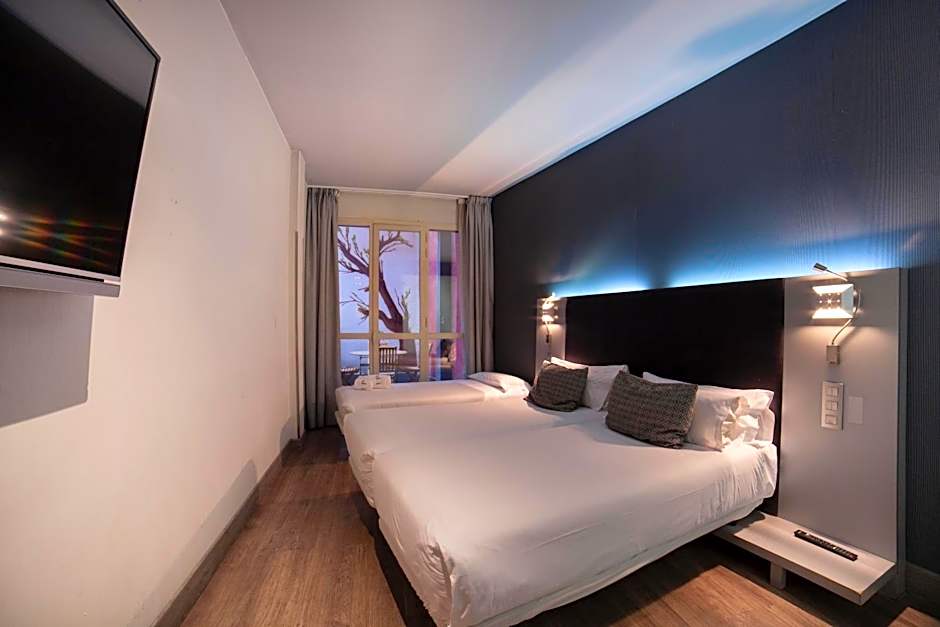 Petit Palace Plaza España