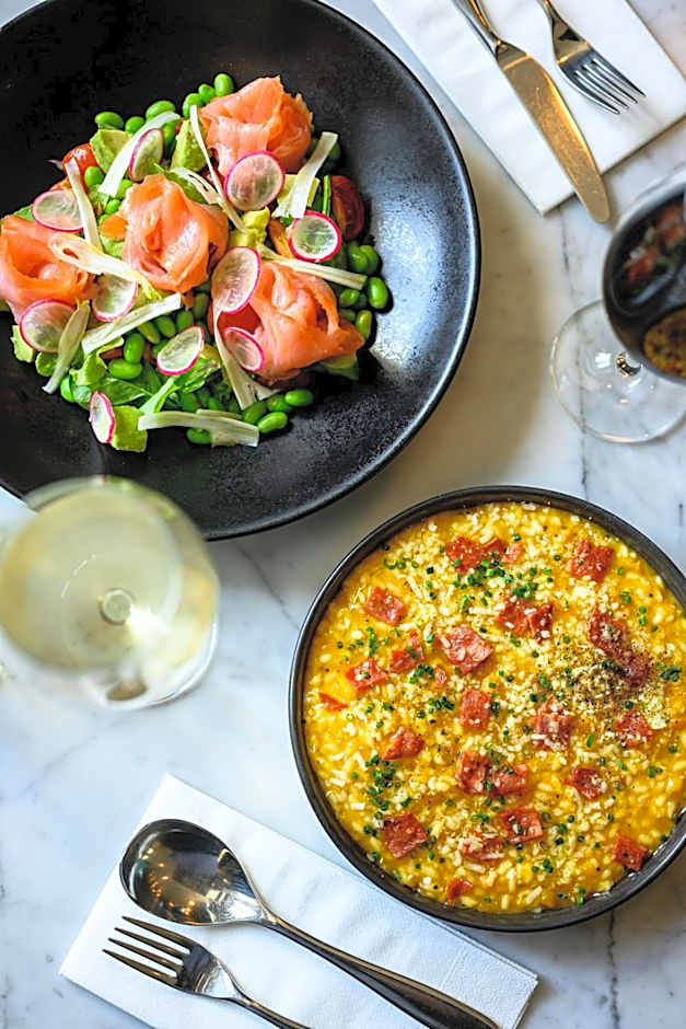 XVI Suites - Adults Only