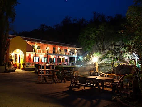 Yen at Phayayen Resort