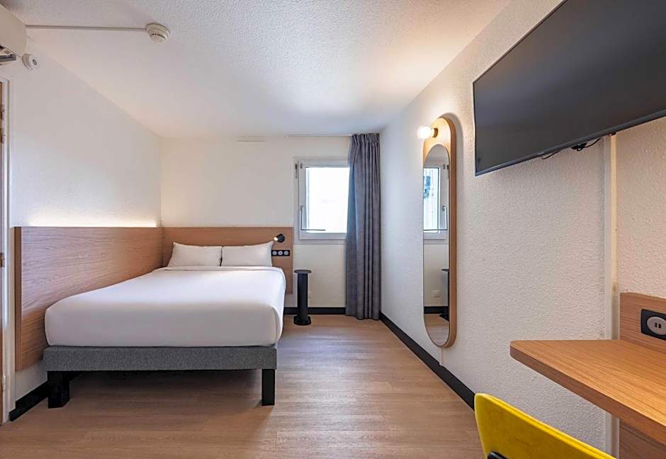 B&B HOTEL Lille Roubaix Centre Grand-Place