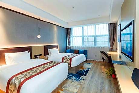 Twin Deluxe Room