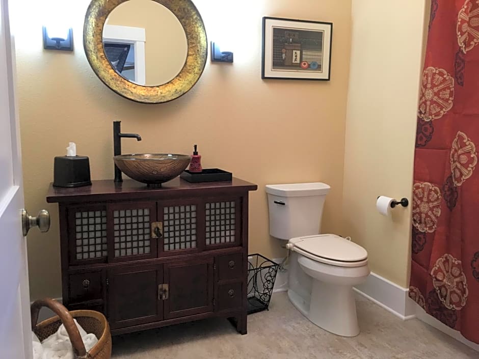 Attwood House Bed and Breakfast near Manhattan, KS