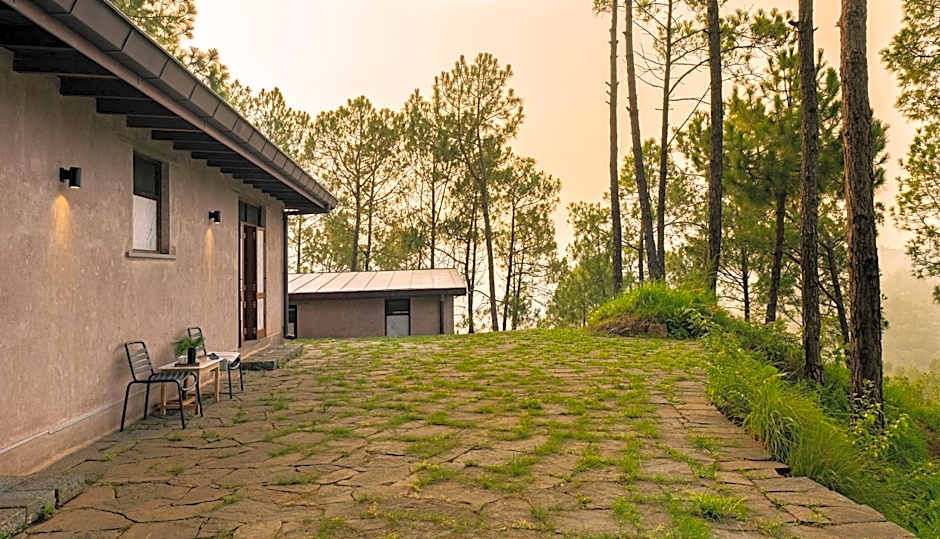 Photo 1 of 9 of Superior Chalet