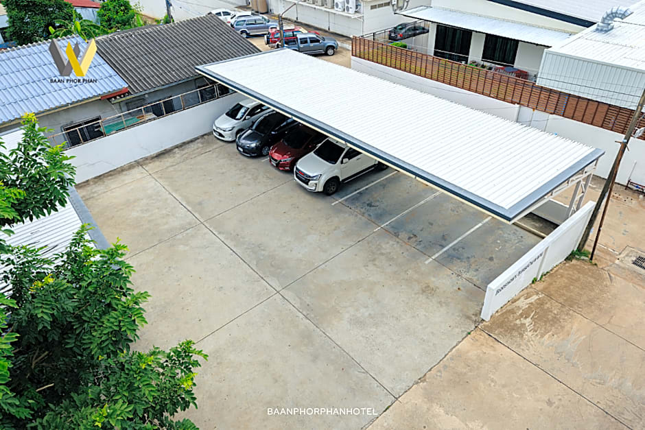 Baan Phor Phan Hotel
