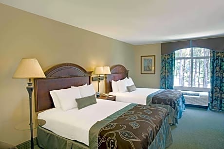 Deluxe Queen Room with Two Queen Beds - Disability Access - Non-Smoking