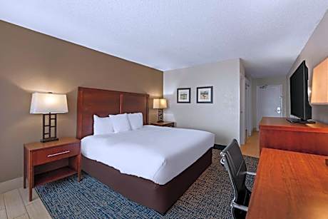 King Bed with Ocean View