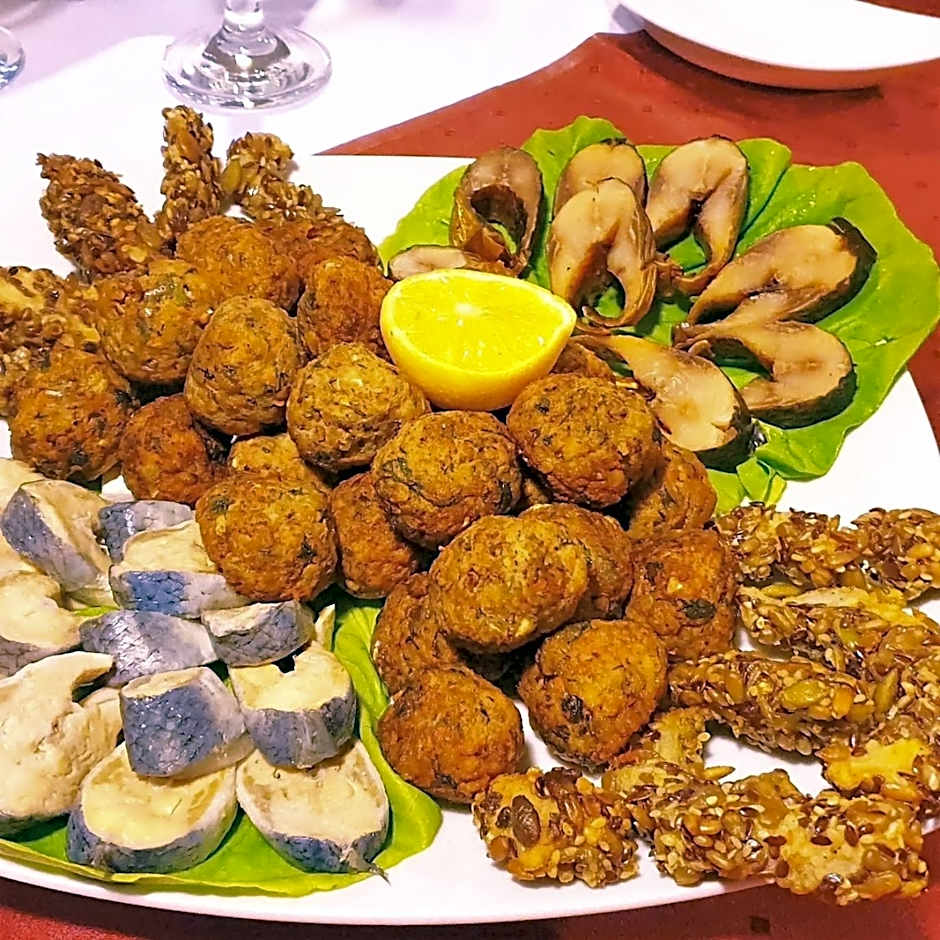 Hotel Restaurant Plutitor Delta Ways