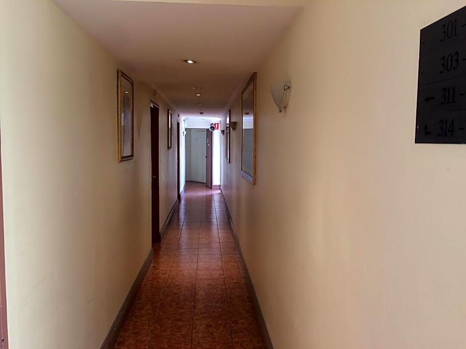 Edgecliff Lodge Motel