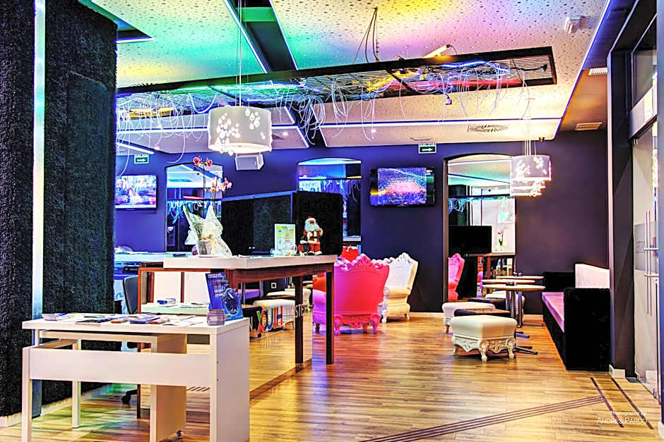 Urban Youth Hostel