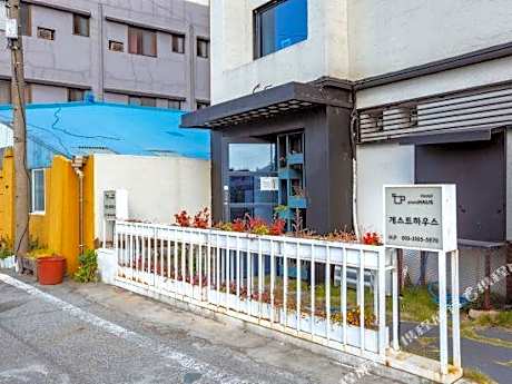 Gongju Ein Haus