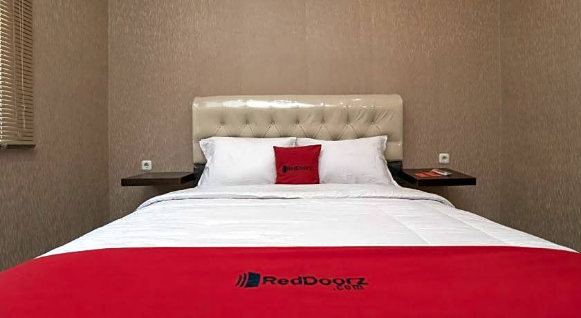 RedDoorz @ Jalan Srikandi Pekanbaru