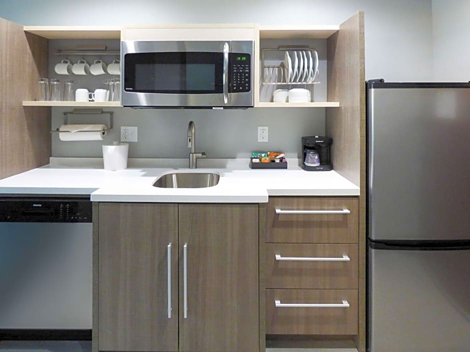 Home2 Suites by Hilton Pensacola I 10 Pine Forest Road, FL
