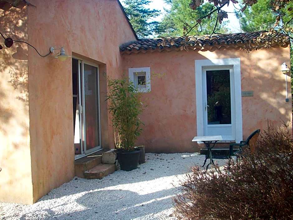 Studios et Gite La Sauvasse