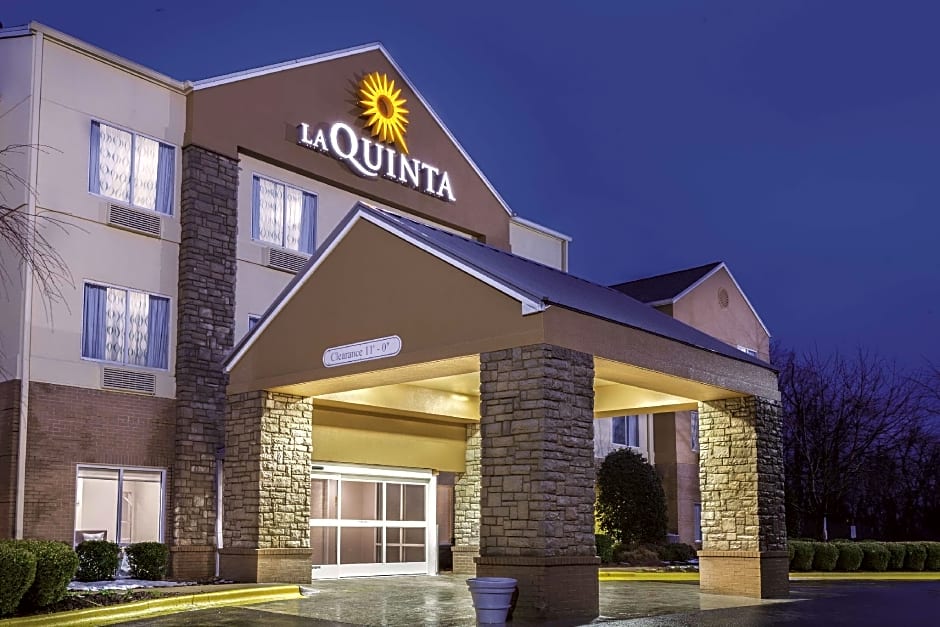 La Quinta Inn & Suites by Wyndham Hopkinsville