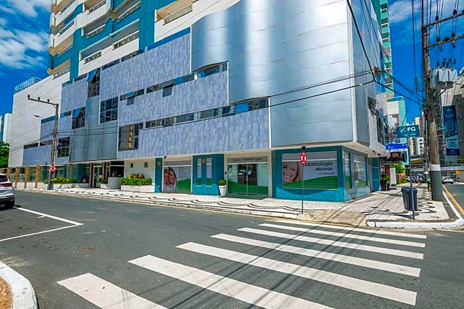 MRBQ022- Ap ao lado da Praia e Roda Gigante 2Q+2WC