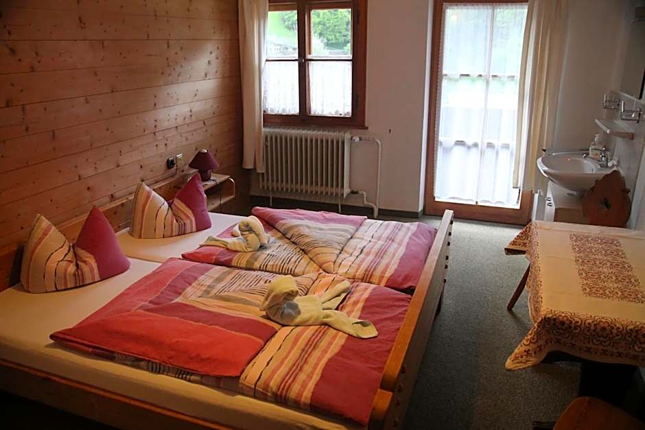 Wirtshaus und Pension Hocheck