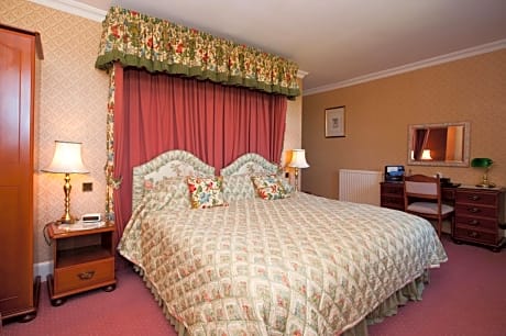 Classic Double or Twin Room