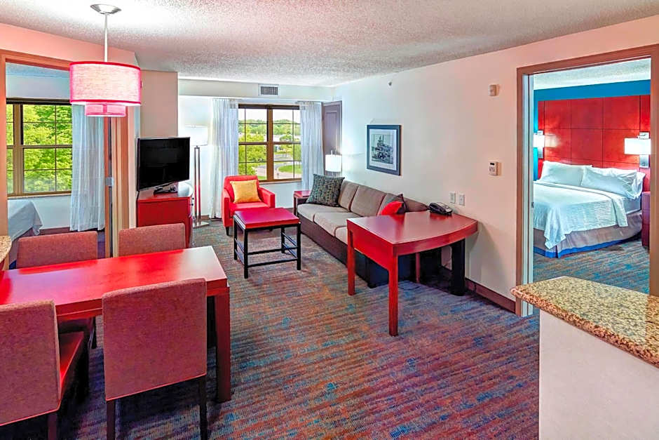 Photo 1 of 6 of 2 Bedroom Suite