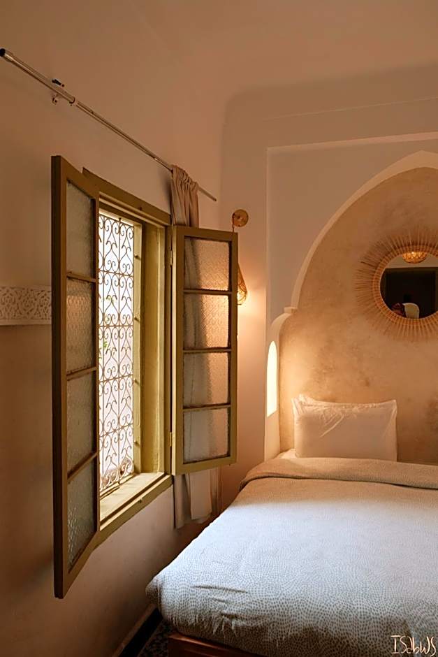 Riad Yu Yu