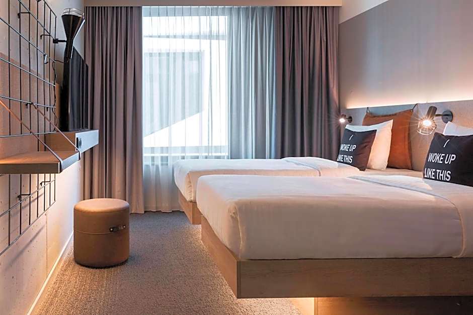 Moxy by Marriott Frankfurt City Center