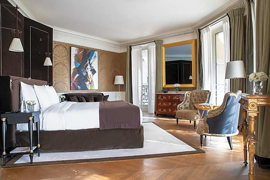 La Réserve Paris Hotel & Spa